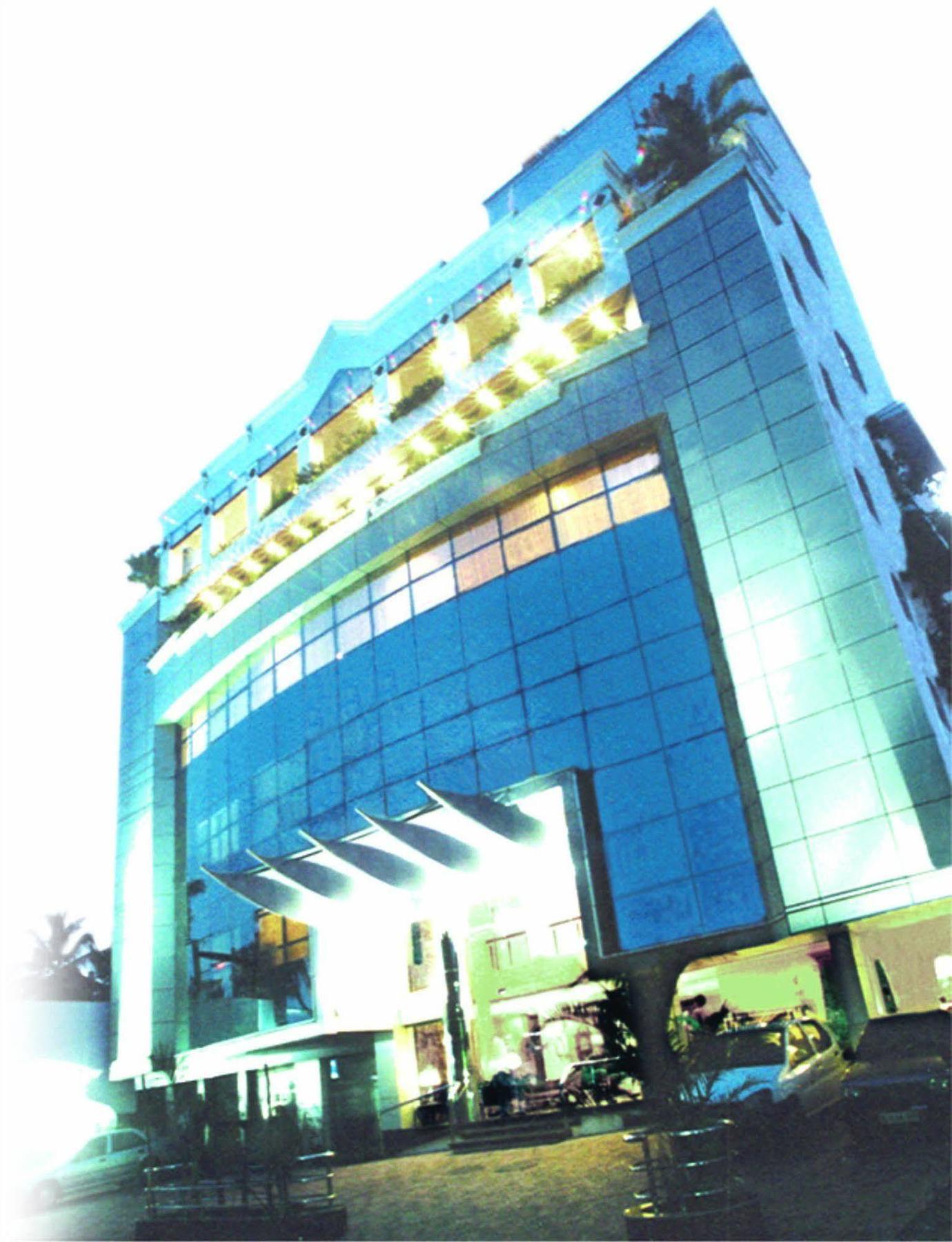 Maurya Rajadhani Thiruvananthapuram Екстер'єр фото